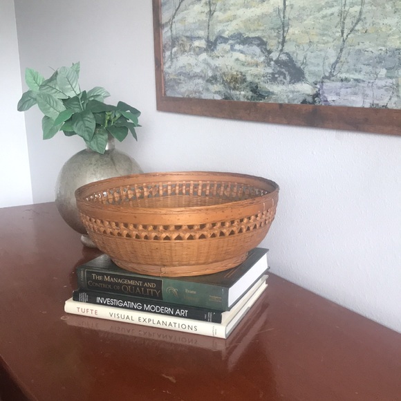 Large vintage boho basket